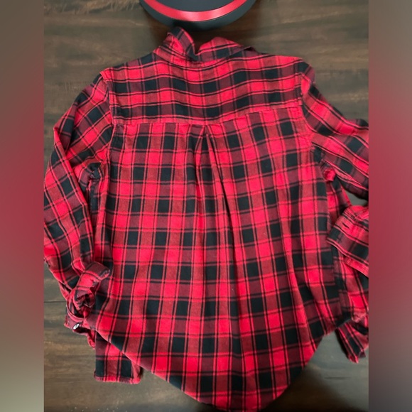 EUC Calvin Klein Women’s Red Flannel Shirt Sz L - Picture 3 of 3